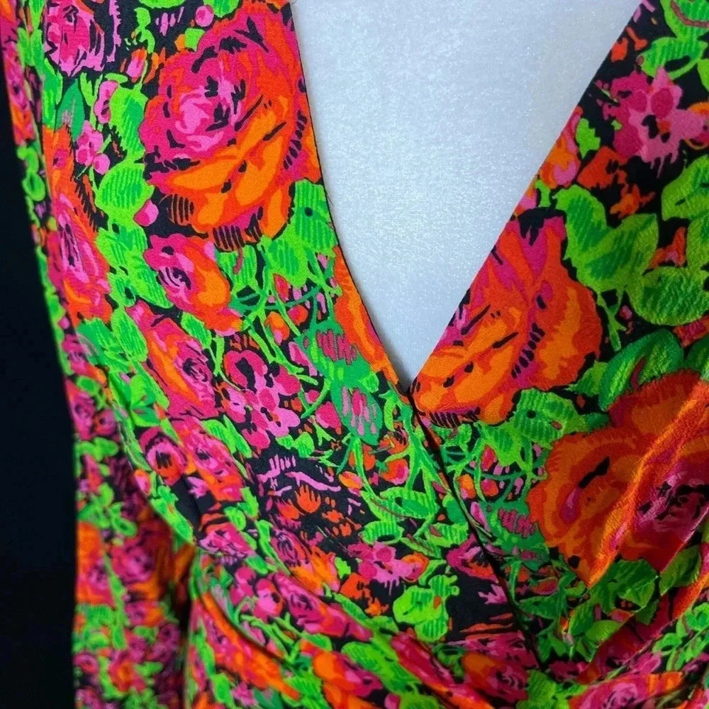 Zara Neon Green & Hot Pink Floral Long Sleeve Wrap Dress - Picture 3 of 5